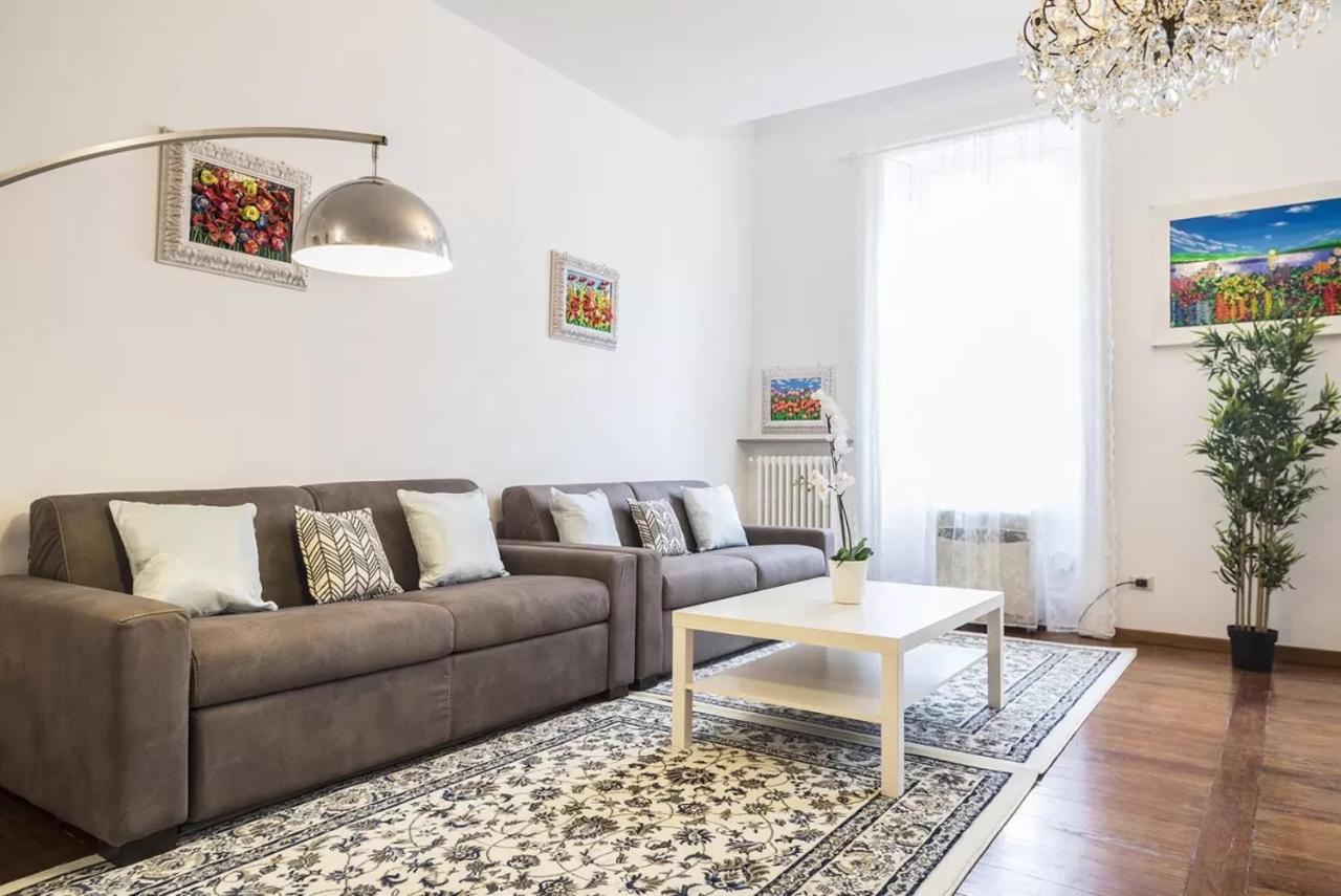Porta Ticinese 24 Apartment Milan Bagian luar foto